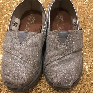Toddler Girls Silver Sparkle TOMS